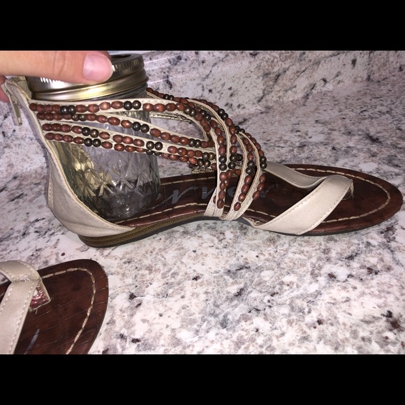 Sandals - Picture 2 of 4